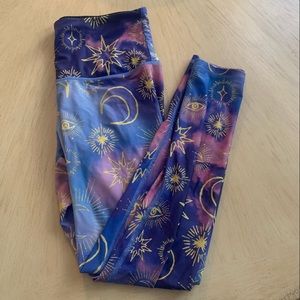 Victoria Secret Celestial Leggings. Size S